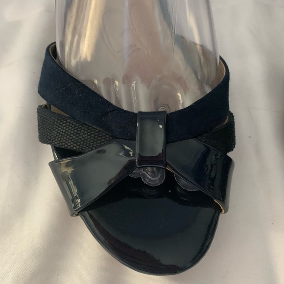 NWOT Gianni Bini Navy Blue Strap Kitten Wedge - Picture 5 of 12